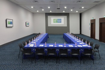 Holiday Inn Express & Suites Hermosillo, An Ihg Hotel