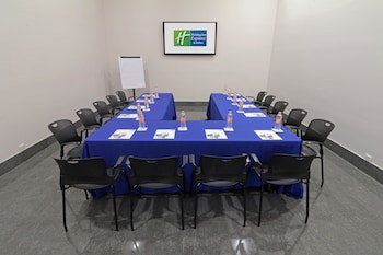 Holiday Inn Express & Suites Hermosillo, An Ihg Hotel