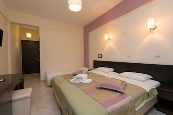 Maranton Beach Hotel fotoğrafı