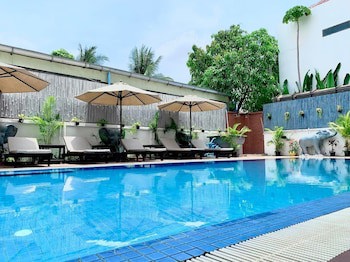Golden Orchid Angkor