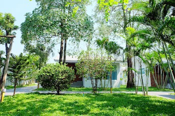 Chaolao Cabana Resort