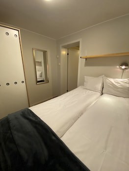 Enter Tromsa Apartments