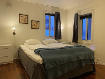 Enter Tromsa Apartments