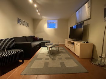 Enter Tromsa Apartments