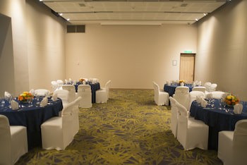 Holiday Inn Cucuta, An Ihg Hotel