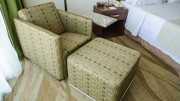 Holiday Inn Express & Suites Celaya, An Ihg Hotel