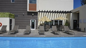 Holiday Inn Express & Suites Celaya, An Ihg Hotel