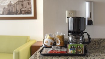 Holiday Inn Express & Suites Celaya, An Ihg Hotel