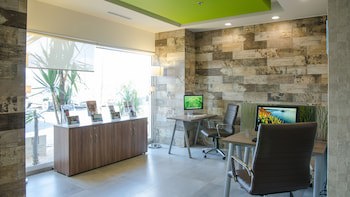 Holiday Inn Express & Suites Celaya, An Ihg Hotel