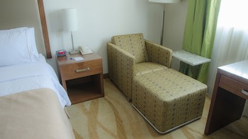 Holiday Inn Express & Suites Celaya, An Ihg Hotel