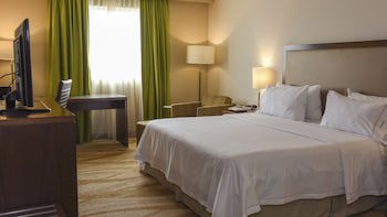 Holiday Inn Express & Suites Celaya, An Ihg Hotel
