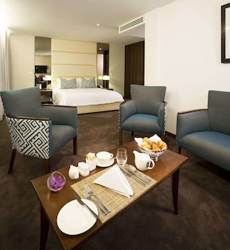 Fiesta Residences Boutique Hotel And Serviced Apartments