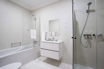 Fiesta Residences Boutique Hotel And Serviced Apartments