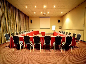 President Hotel & Conference Venue