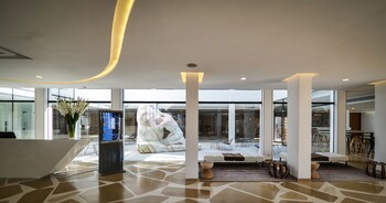 Elma Hotel And Art Complex
