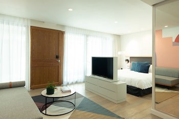 Elma Hotel And Art Complex
