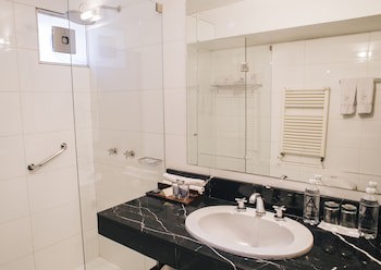 Atiq Boutique Hotel
