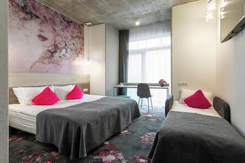 Algiro Hotel