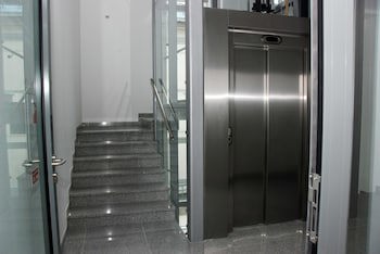 Algiro Hotel