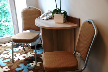 Algiro Hotel