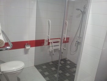 Algiro Hotel