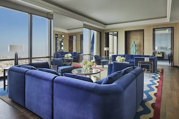 Four Seasons Hotel Bahrain Bay