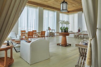 Four Seasons Hotel Bahrain Bay