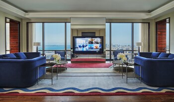 Four Seasons Hotel Bahrain Bay