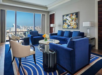 Four Seasons Hotel Bahrain Bay