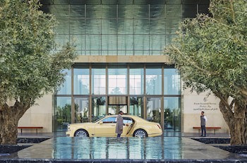 Four Seasons Hotel Bahrain Bay
