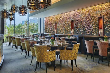 Four Seasons Hotel Bahrain Bay