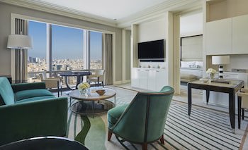Four Seasons Hotel Bahrain Bay