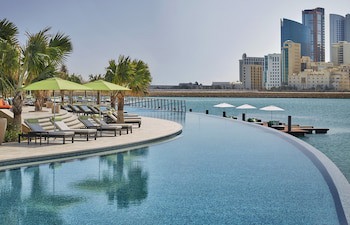 Four Seasons Hotel Bahrain Bay