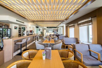 Diogenis Hotel