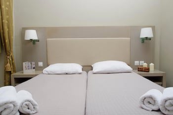 Diogenis Hotel