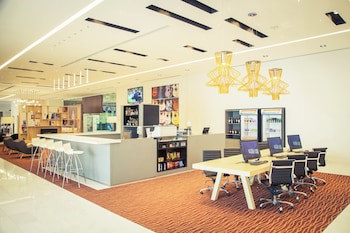 Fiesta Inn Plaza Central Aeropuerto