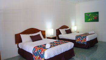 Costa Pacifica Hotel