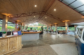 Costa Pacifica Hotel
