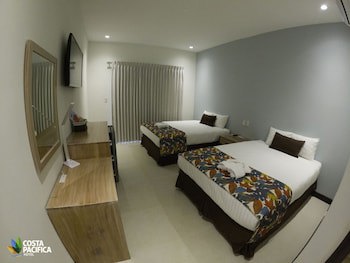 Costa Pacifica Hotel