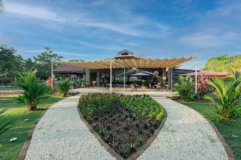 Costa Pacifica Hotel