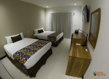 Costa Pacifica Hotel