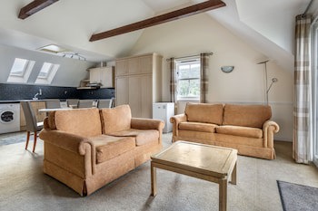 The Kenmore Club