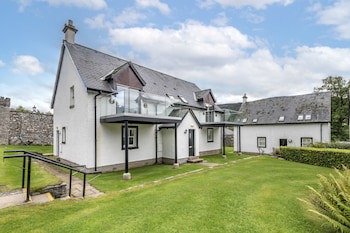 The Kenmore Club