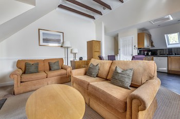 The Kenmore Club