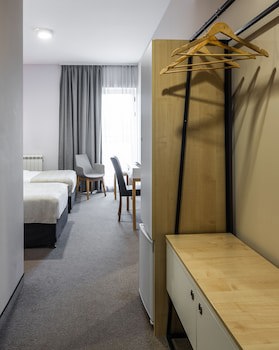 Bleecker Hotels