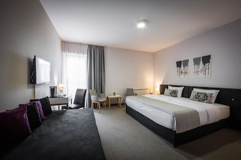 Bleecker Hotels
