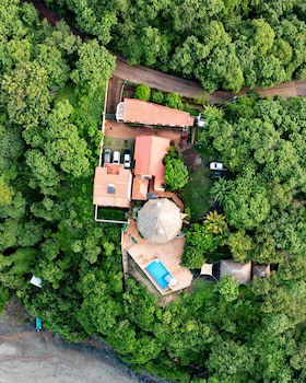 Hotel Los Mangos