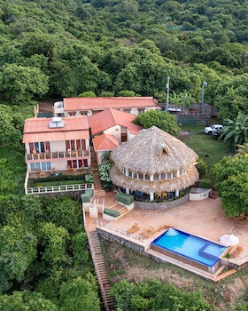 Hotel Los Mangos