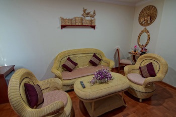 Hotel Yadanarbon