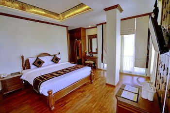 Hotel Yadanarbon